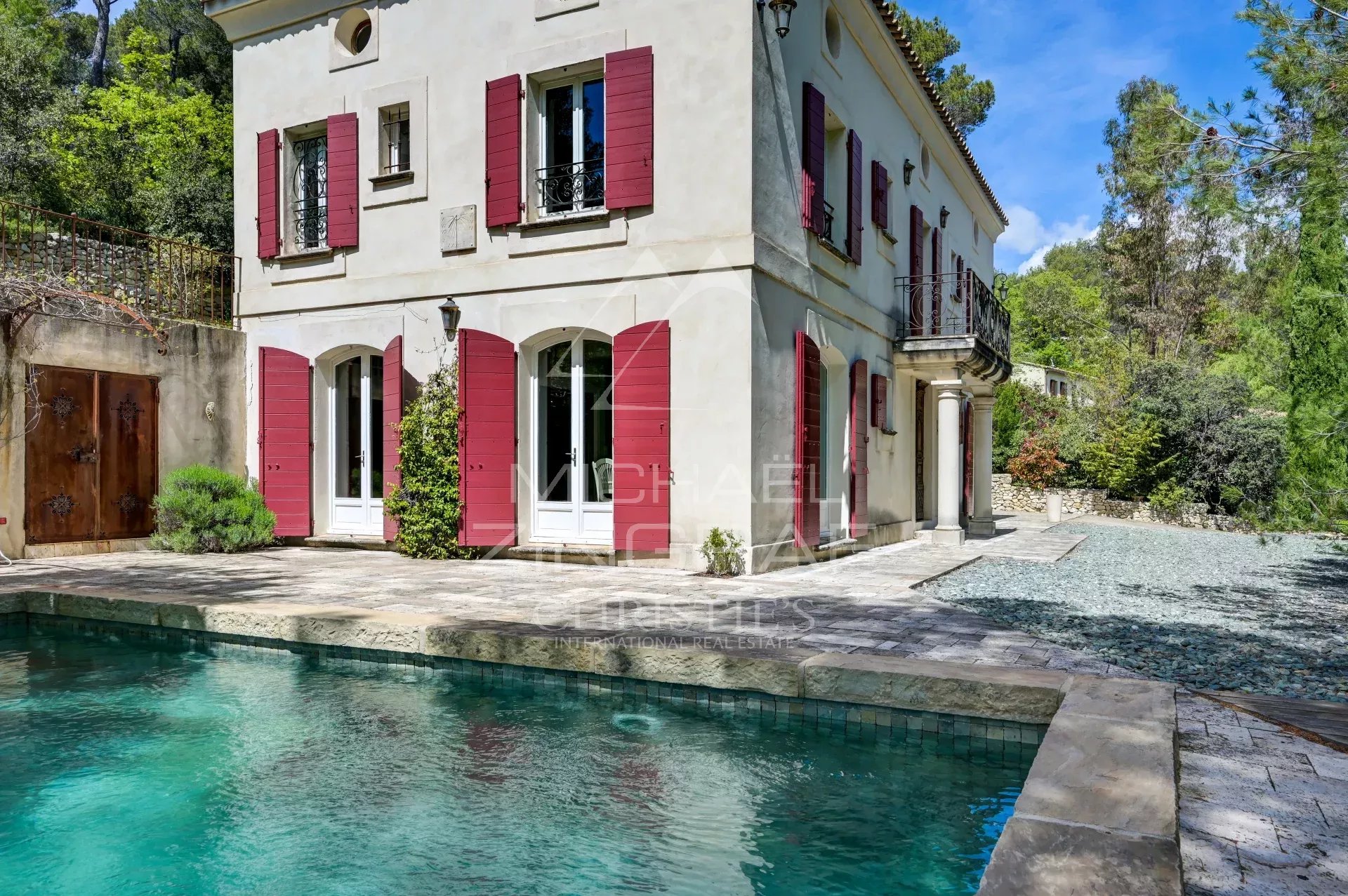 4 Bedroom Villa/Townhouse's Image 12