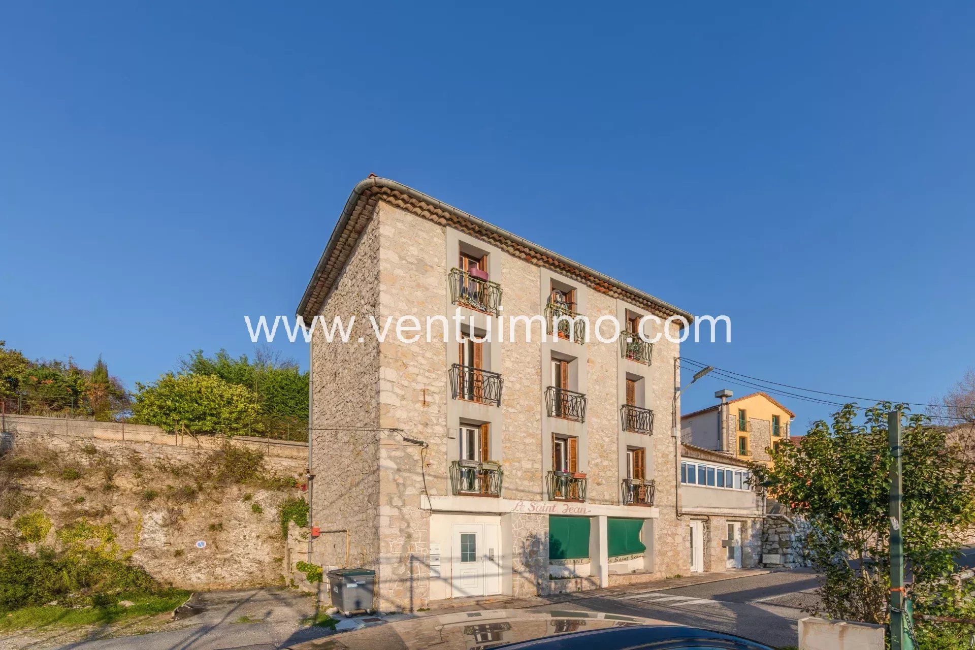 Agence immobilière de 