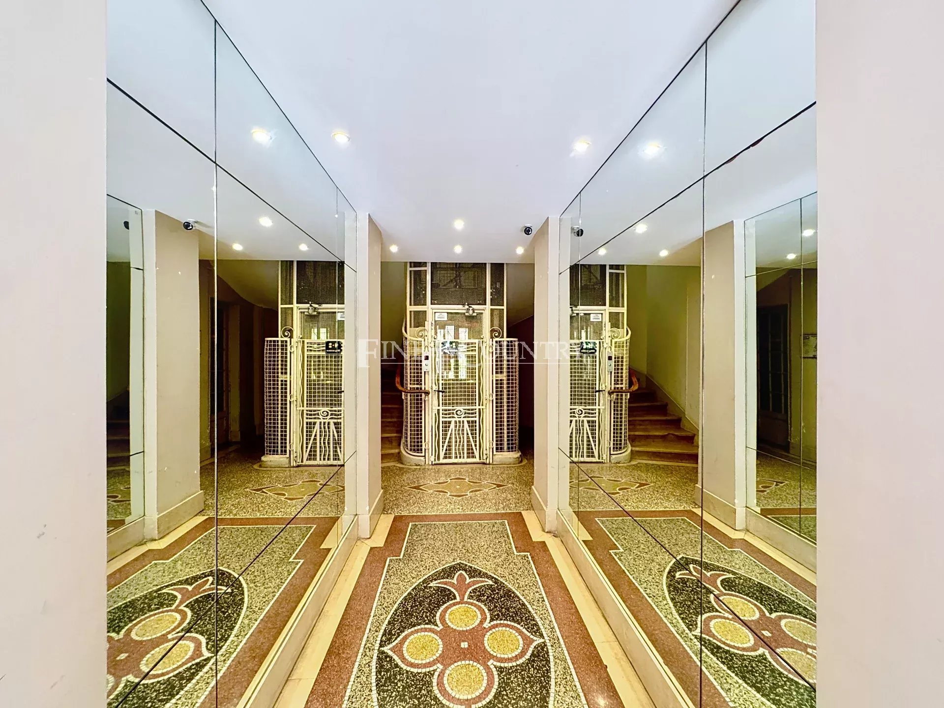 Photo of Studio for sale Cannes center Banane Croisette
