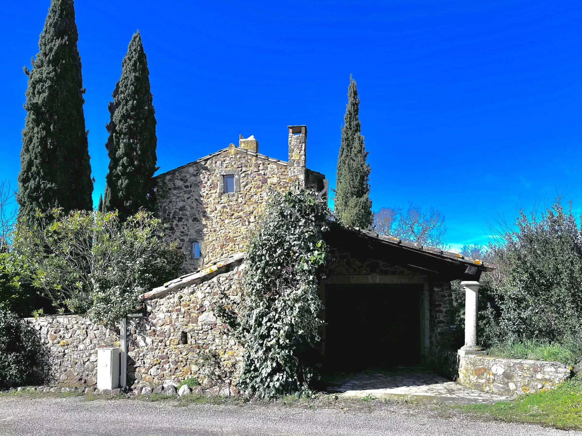 4 Bedroom Villa/Townhouse's Image 5
