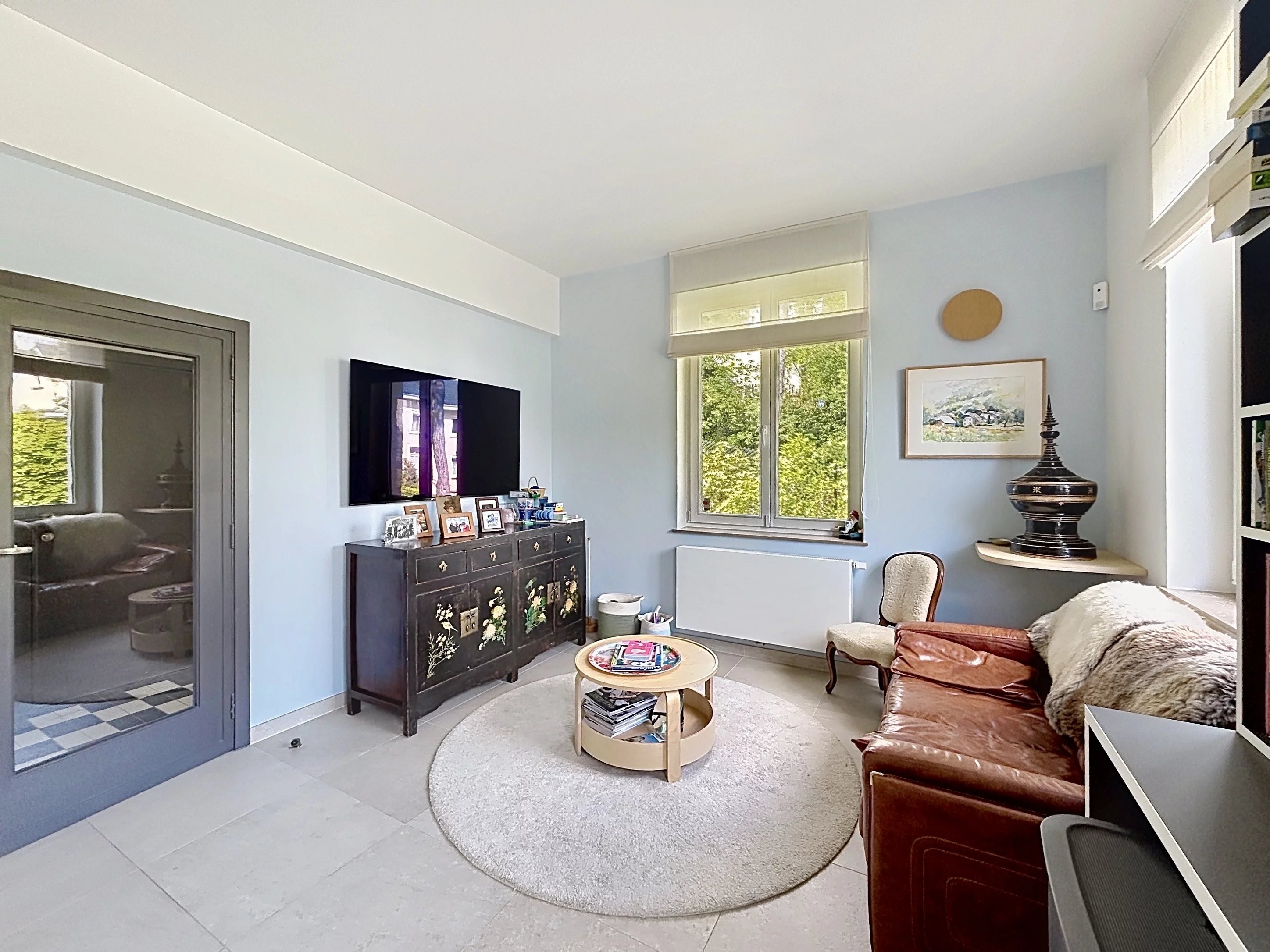 Observatory Neighborhood, a 3-facade house fully renovated on a 350m2 south-facing plot.