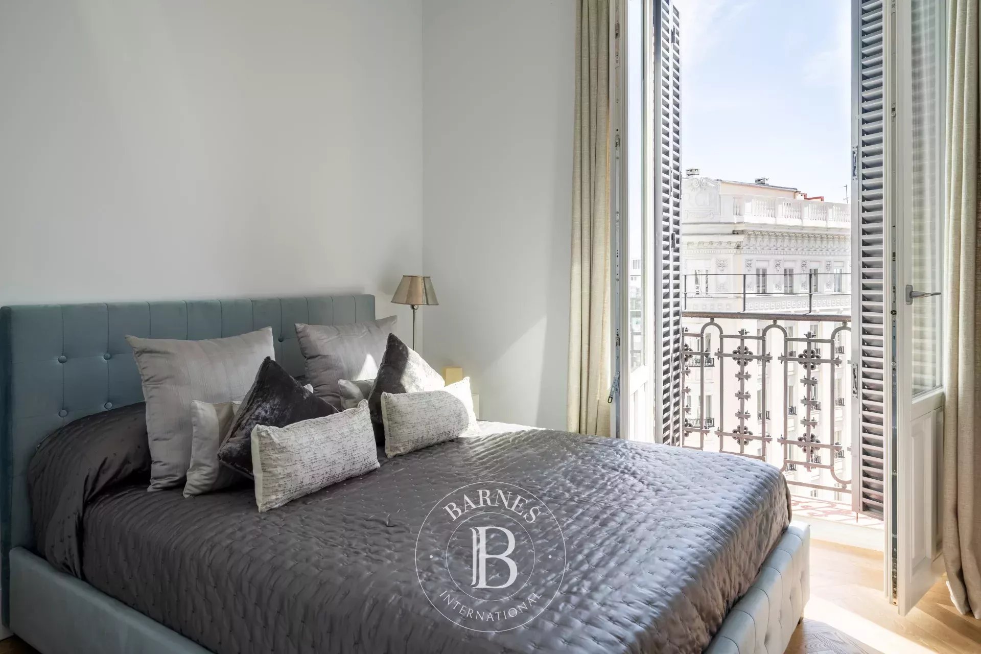 Daire Madrid - picture 16