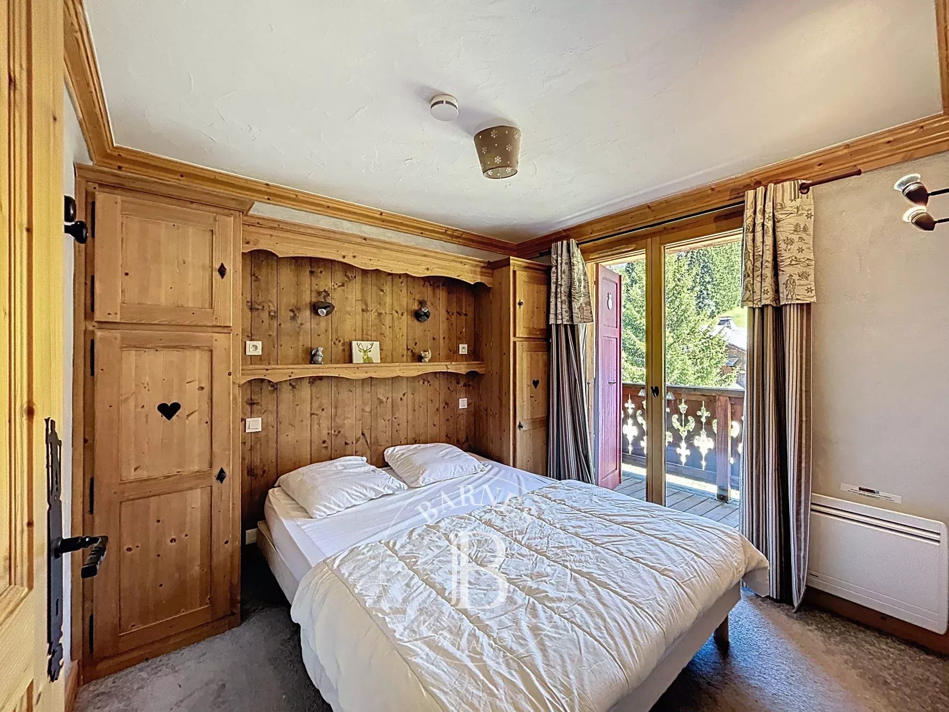 Photo of Les Gets – Ski-in/Ski-out property with 3 units