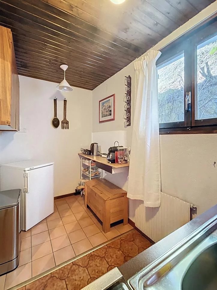 Charmant chalet mitoyen avec vue et ensoleillement exceptionnel