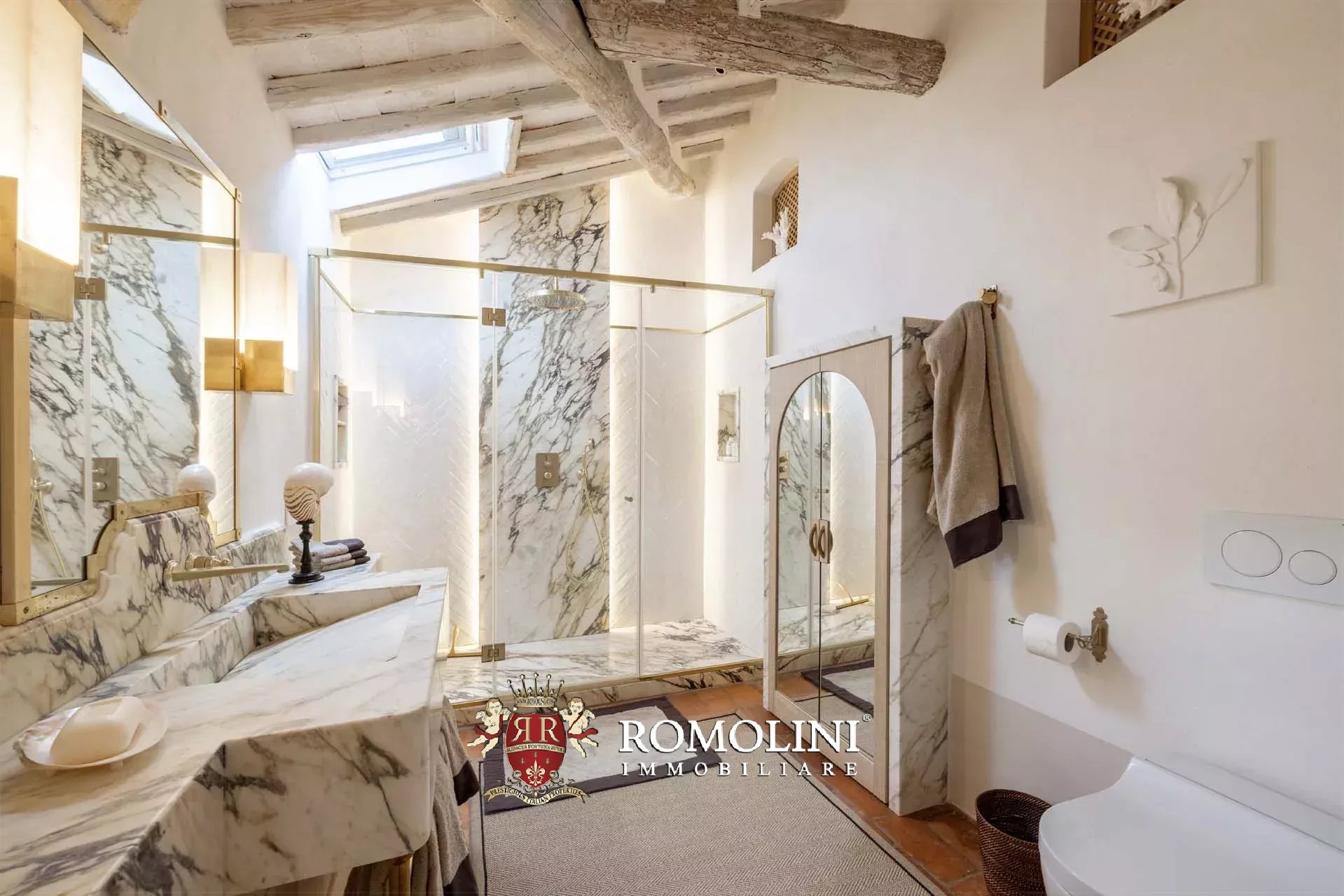 4 Bedroom Villa/Townhouse's Image 33