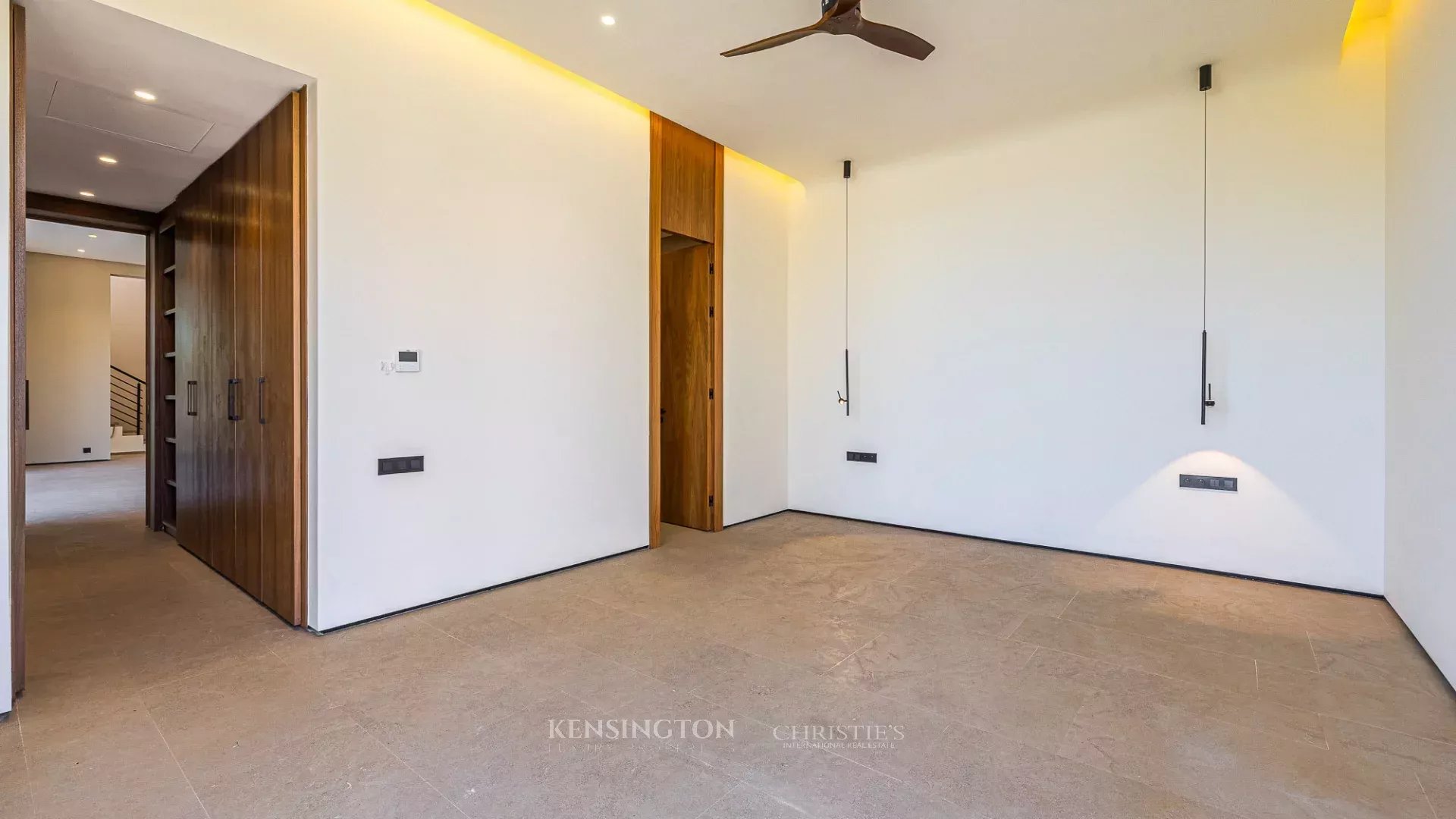 4 Bedroom Villa/Townhouse's Image 9