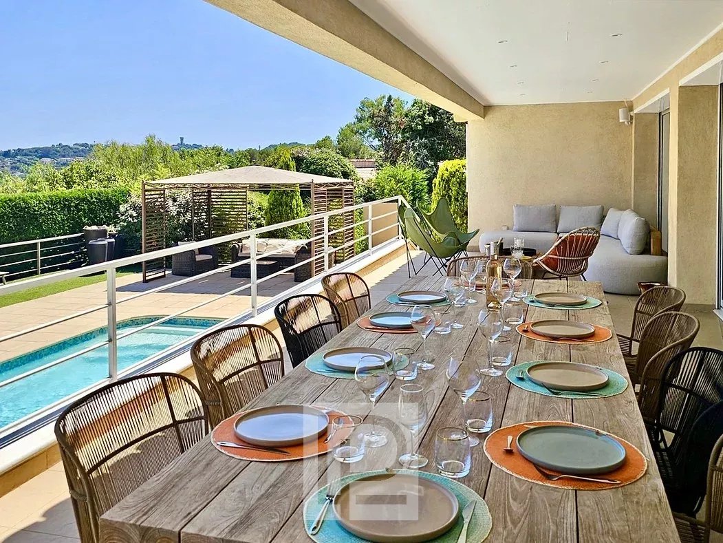 HEIGHTS OF GOLFE JUAN - SEA VIEW