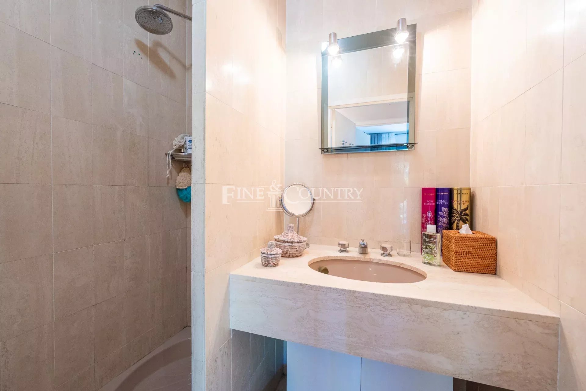 Photo of Apartment for sale in Cannes with pool and tennis