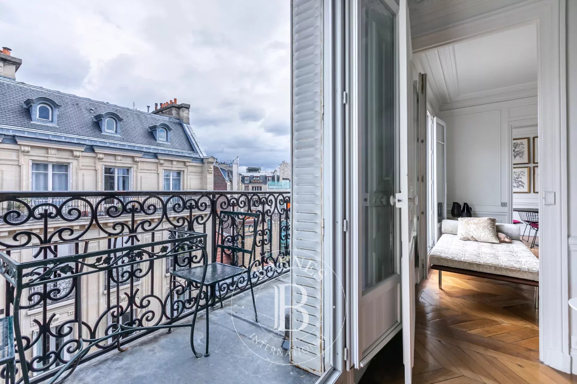 Daire Paris 8ème - picture 16