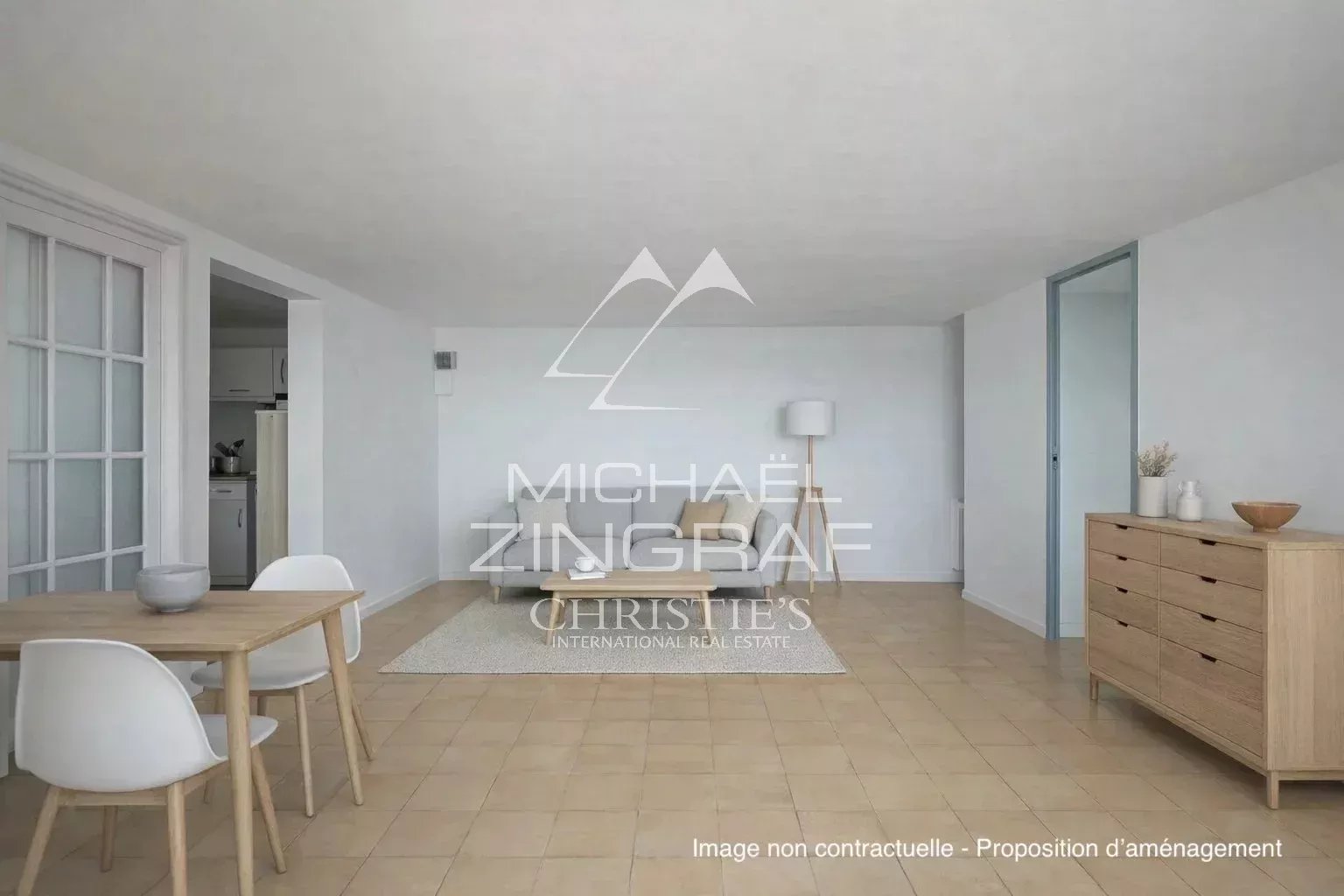5 Bedroom Villa/Townhouse's Image 9