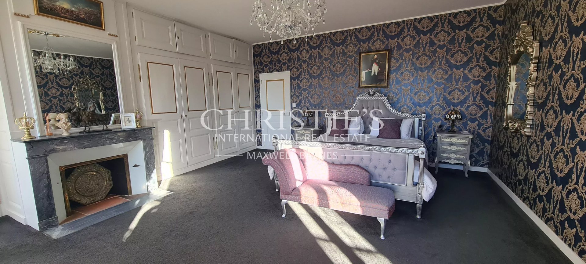 10 Bedroom Chateau's Image 11
