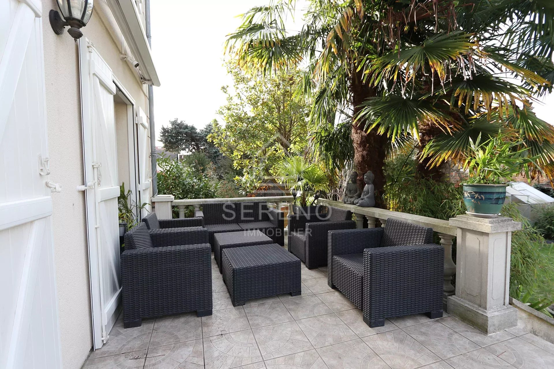 Agence immobilière de 