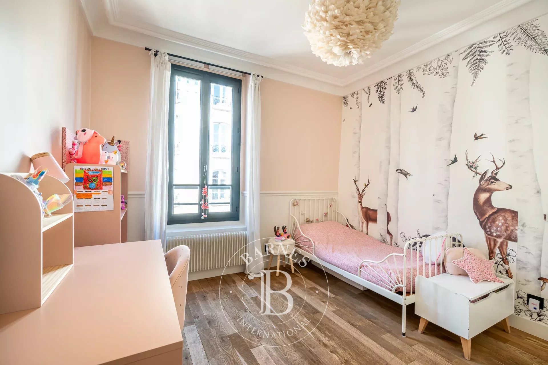 Courbevoie  - Maison 7 Pi&egrave;ces 4 Chambres - picture 11