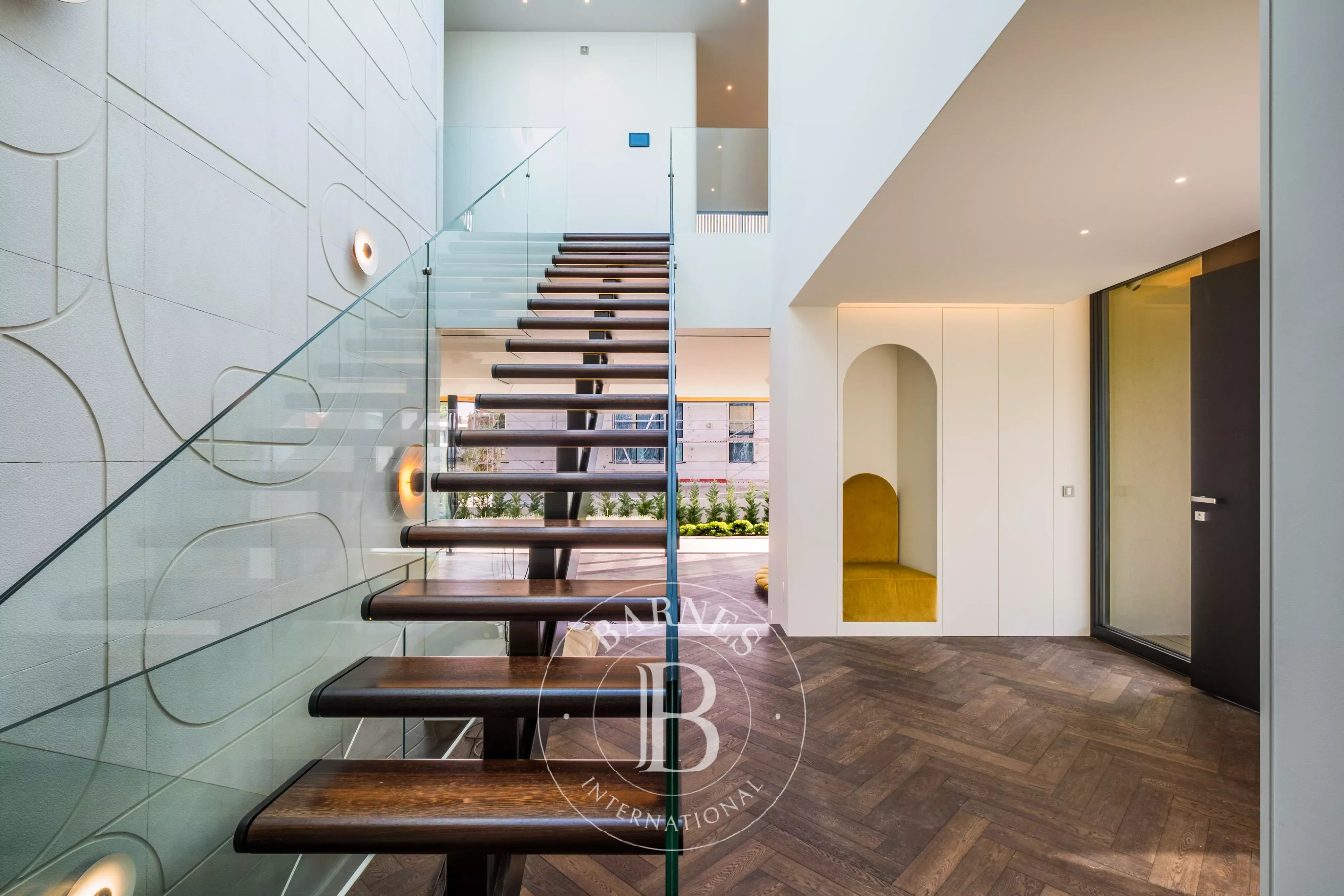 Contemporary villa in Cascais