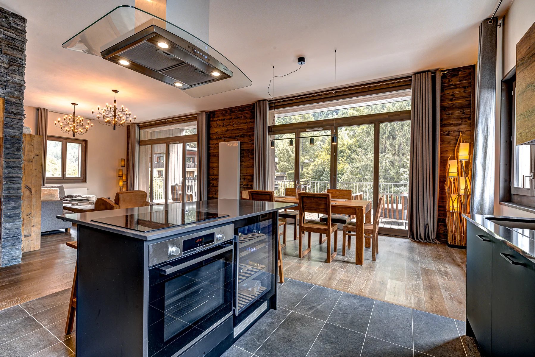 CHAMONIX - Newly built, 3-bedroom, 3-bathroom penthouse apartment in Chamonix centre Accommodation in Chamonix