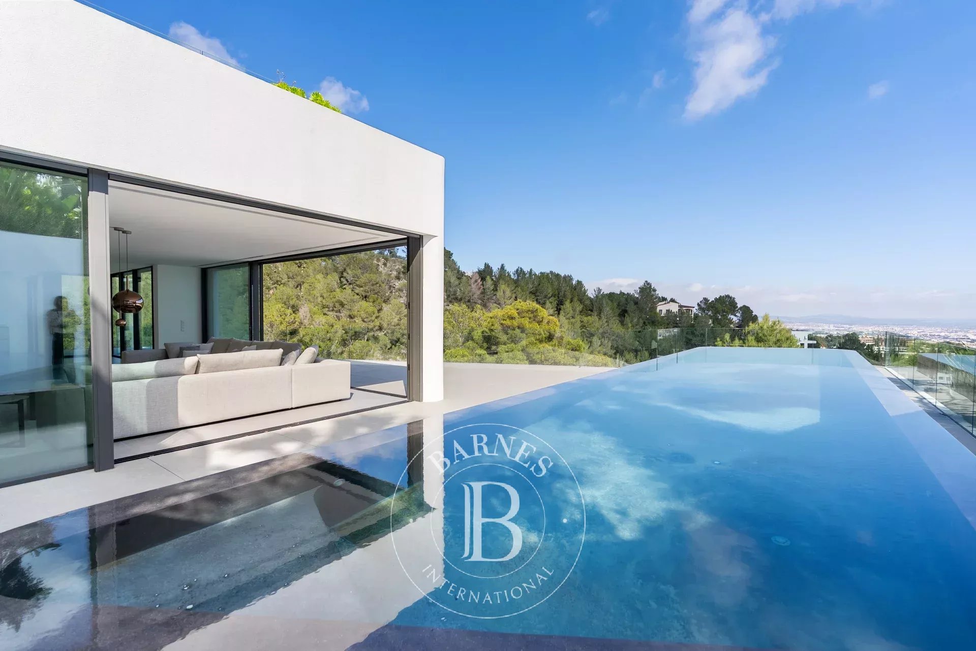 Moderne Son Vida Residenz mit Pool, Garten und Luxusausstattung