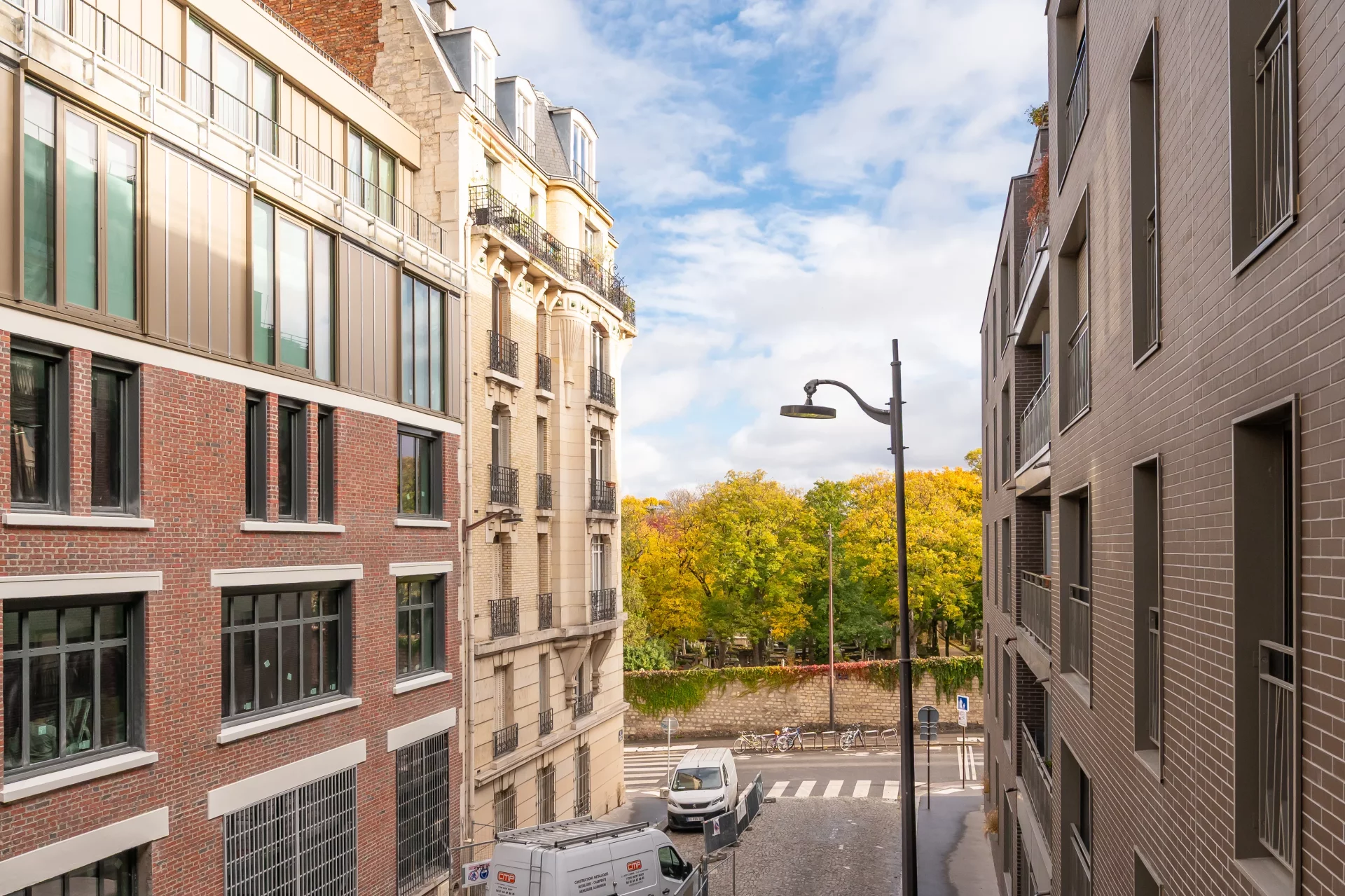 Paris 18e - PLACE DE CLICHY