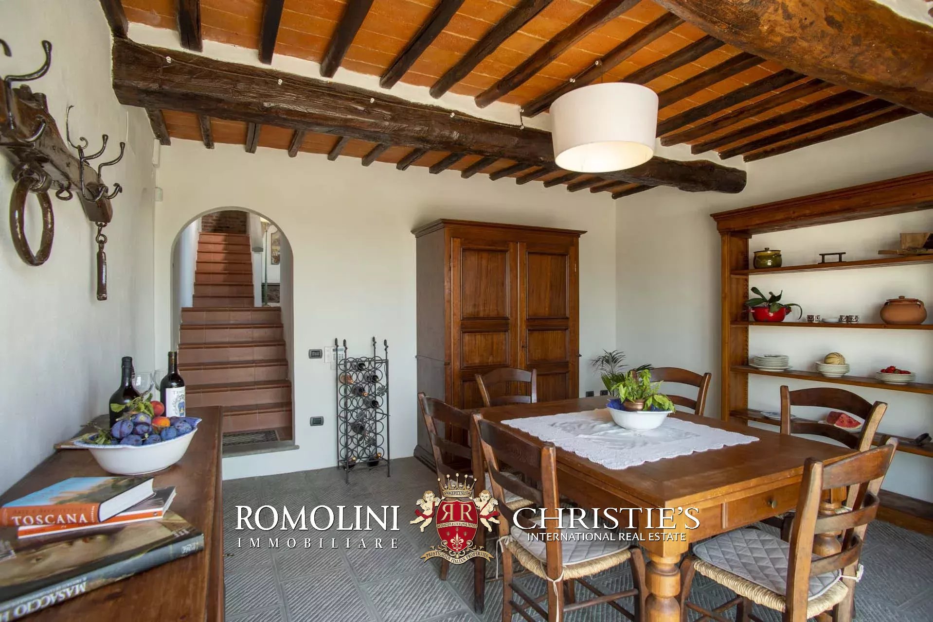4 Bedroom Vineyard's Image 29