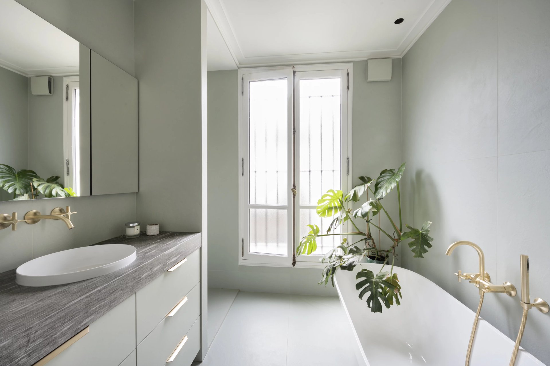 2 Bedroom Apartment/Flat's Image 12