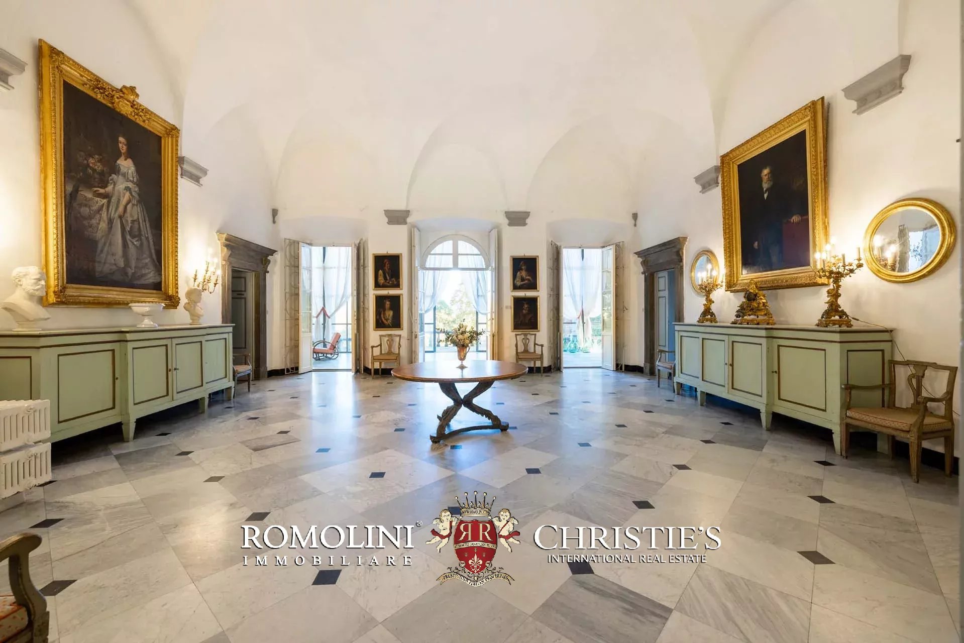 14 Bedroom Villa/Townhouse's Image 70