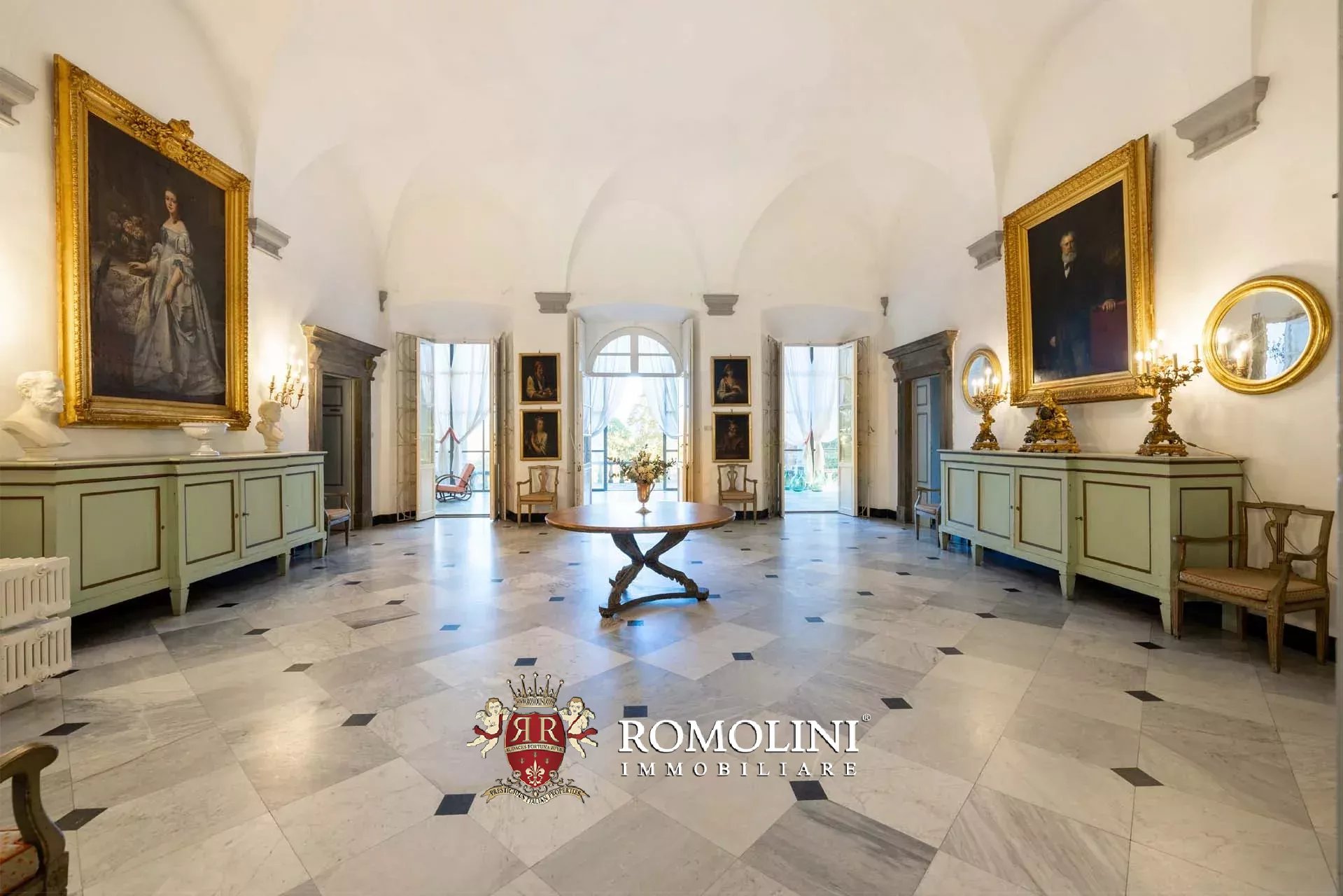 14 Bedroom Villa/Townhouse's Image 70