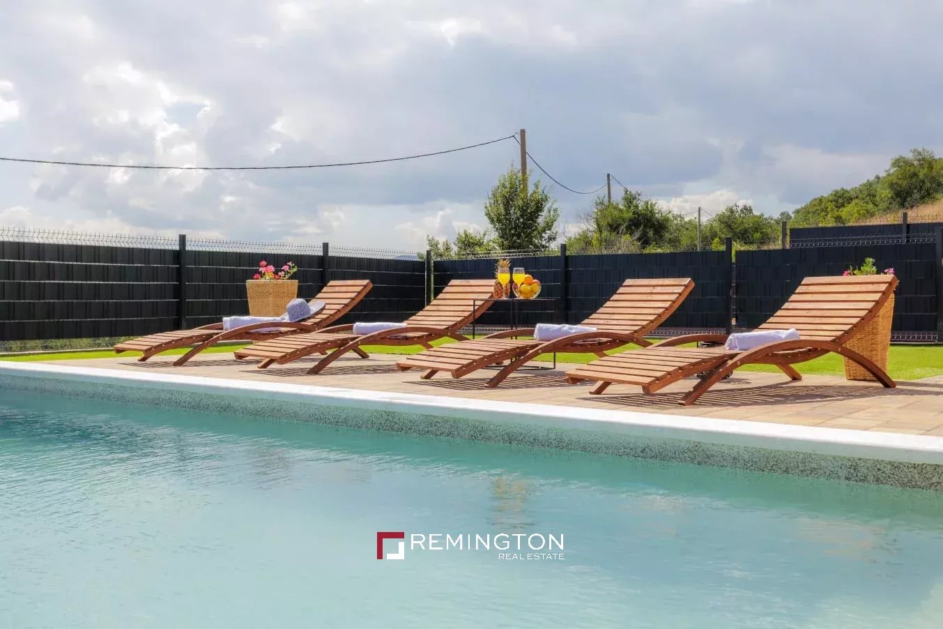 3 Bedroom Villa/Townhouse's Image 33
