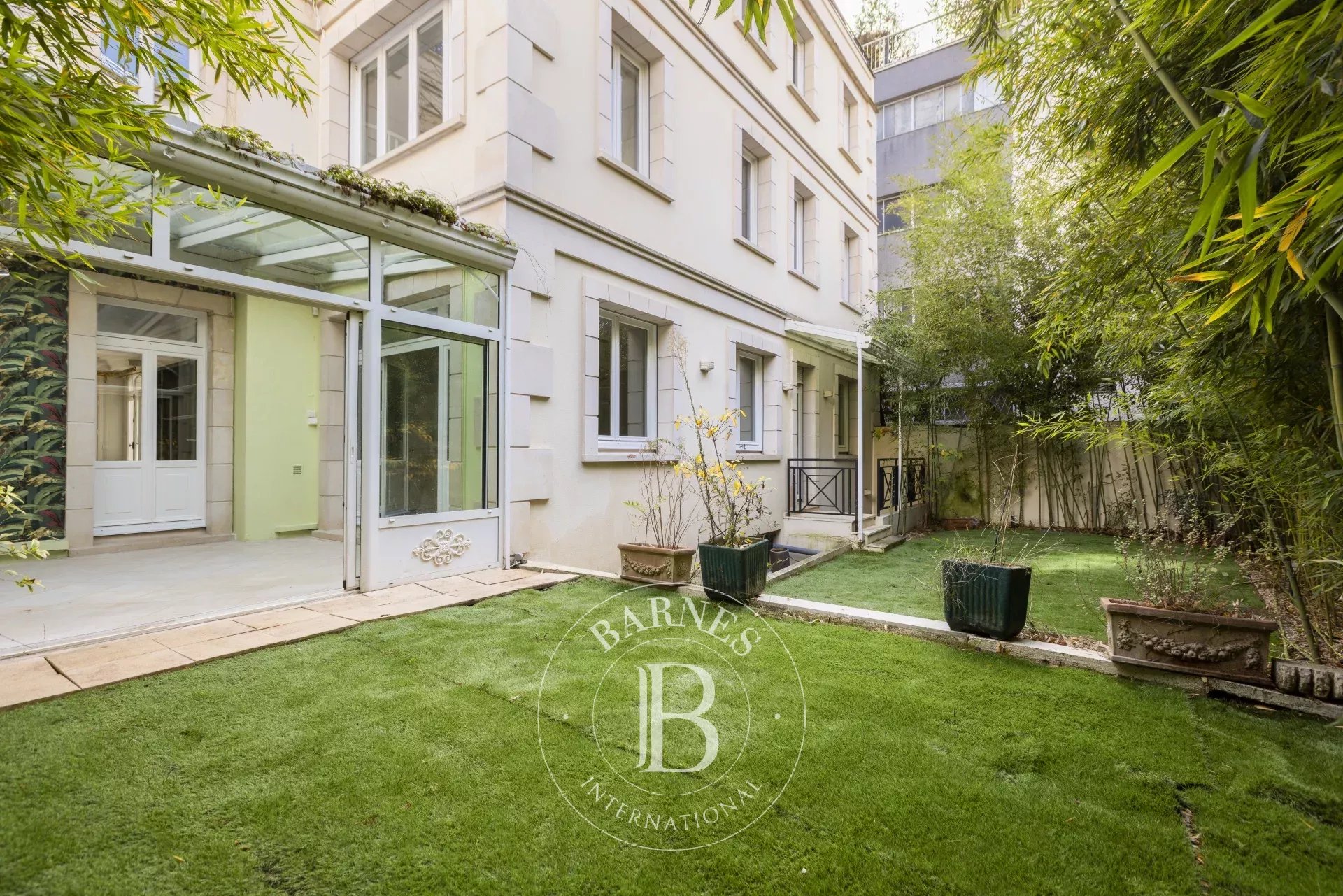 Konak Neuilly-sur-Seine - picture 35