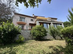 Villa - 5 bedroom - Tourrettes-sur-Loup - panoramic Seaview - terraces — photo 1 of 7