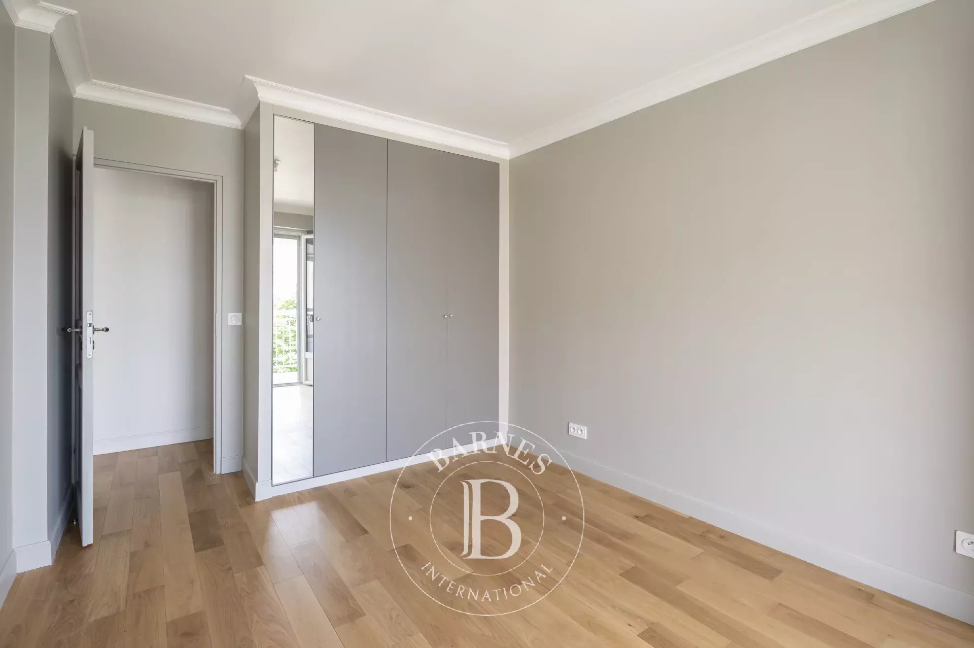 Daire Paris 18ème - picture 18