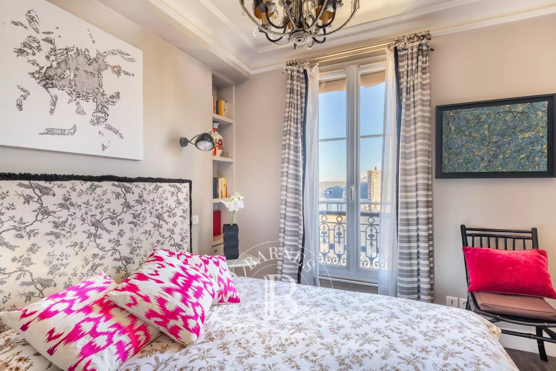 Daire Paris 4ème - picture 10