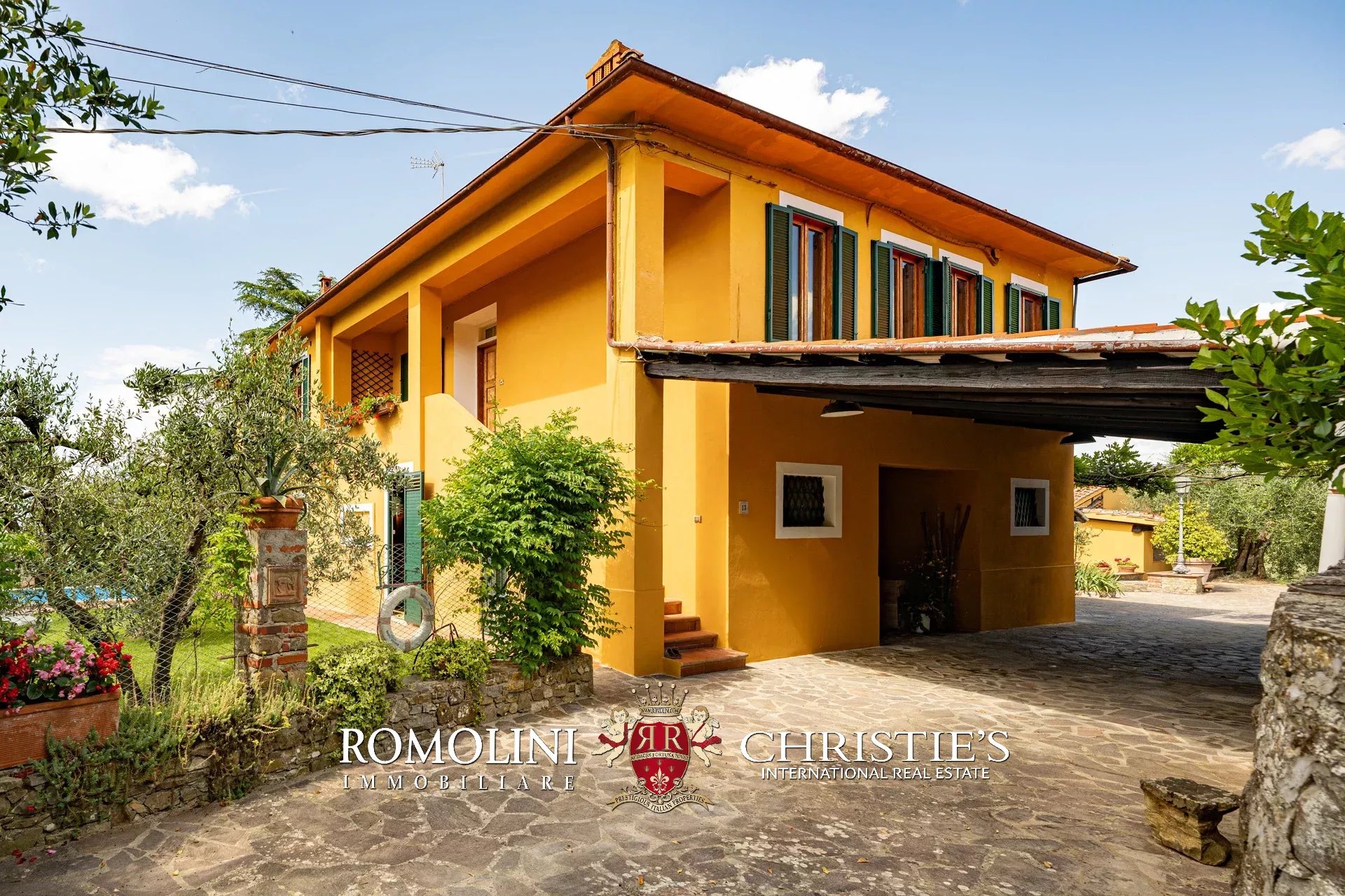 9 Bedroom Villa/Townhouse's Image 46