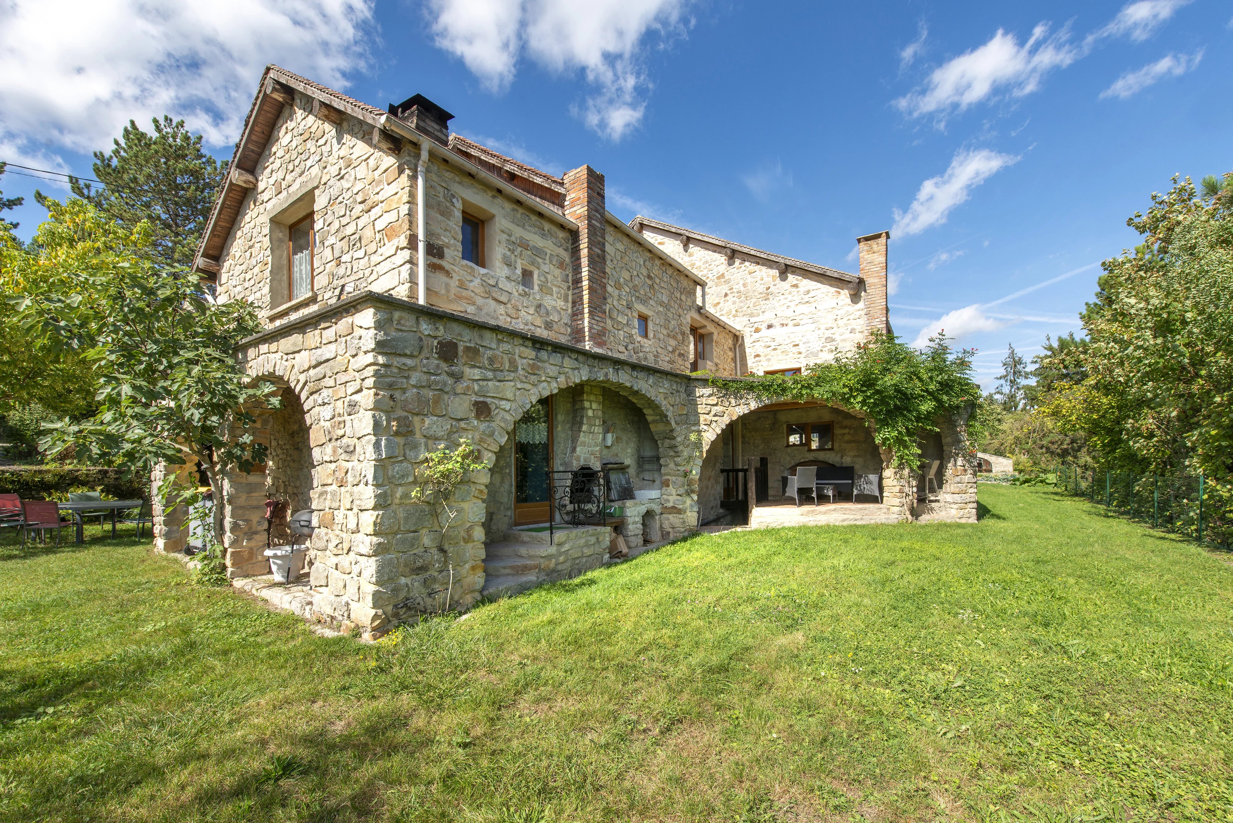 Sale Farm Moret-Loing-et-Orvanne