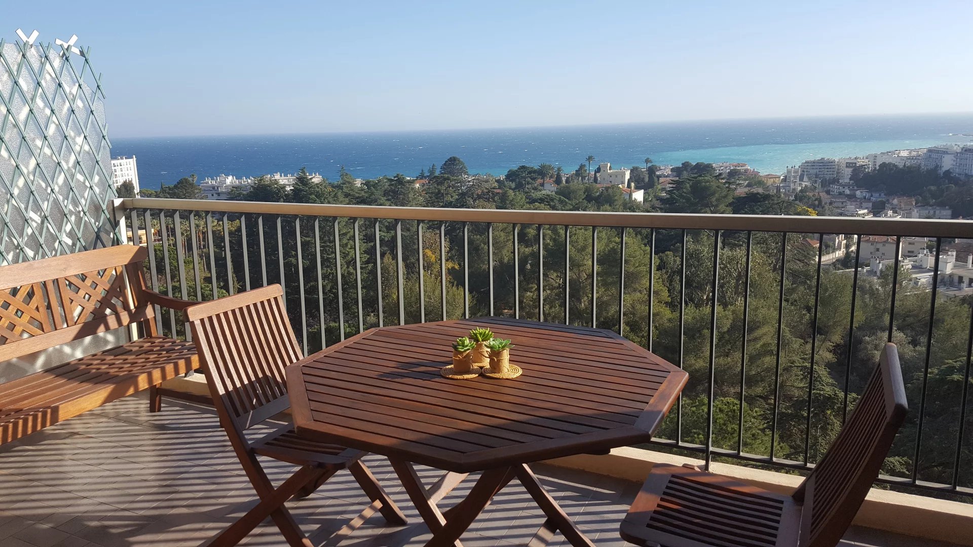 2P ABBAYE DE ROSELAND NICE OUEST