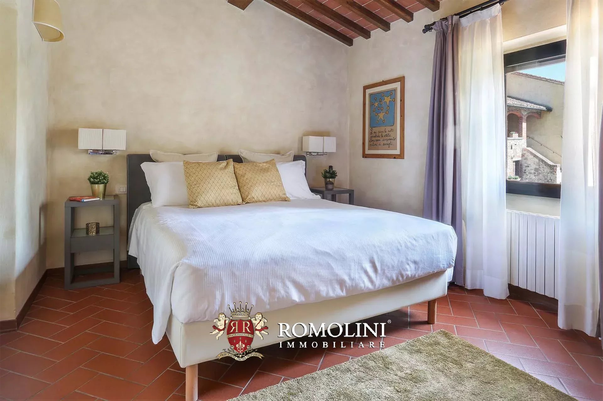 25 Bedroom Vineyard's Image 43