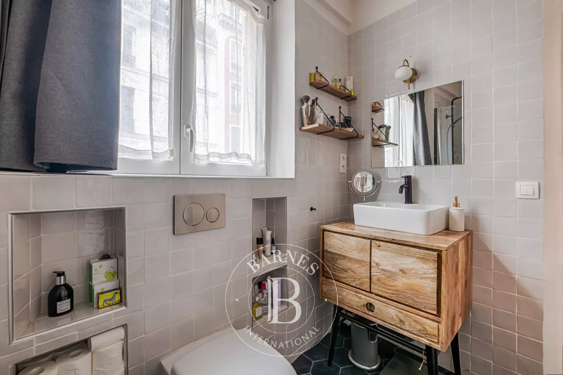 Daire Paris 18ème - picture 14