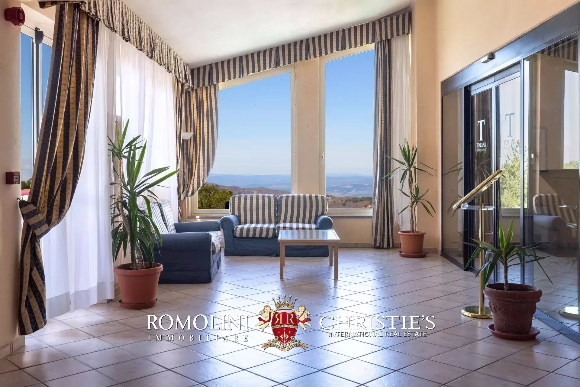 108 Bedroom Villa/Townhouse's Image 57
