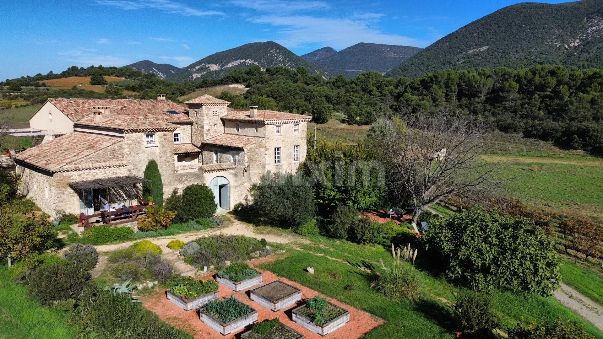 Agence immobilière de THIERRY VEYRADIER AGENCE IMMOBILIER