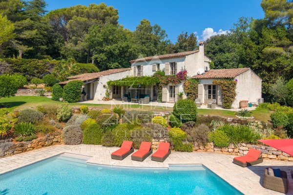 La Colle sur Loup: Charm and sophistication in absolute tranquility — photo 1