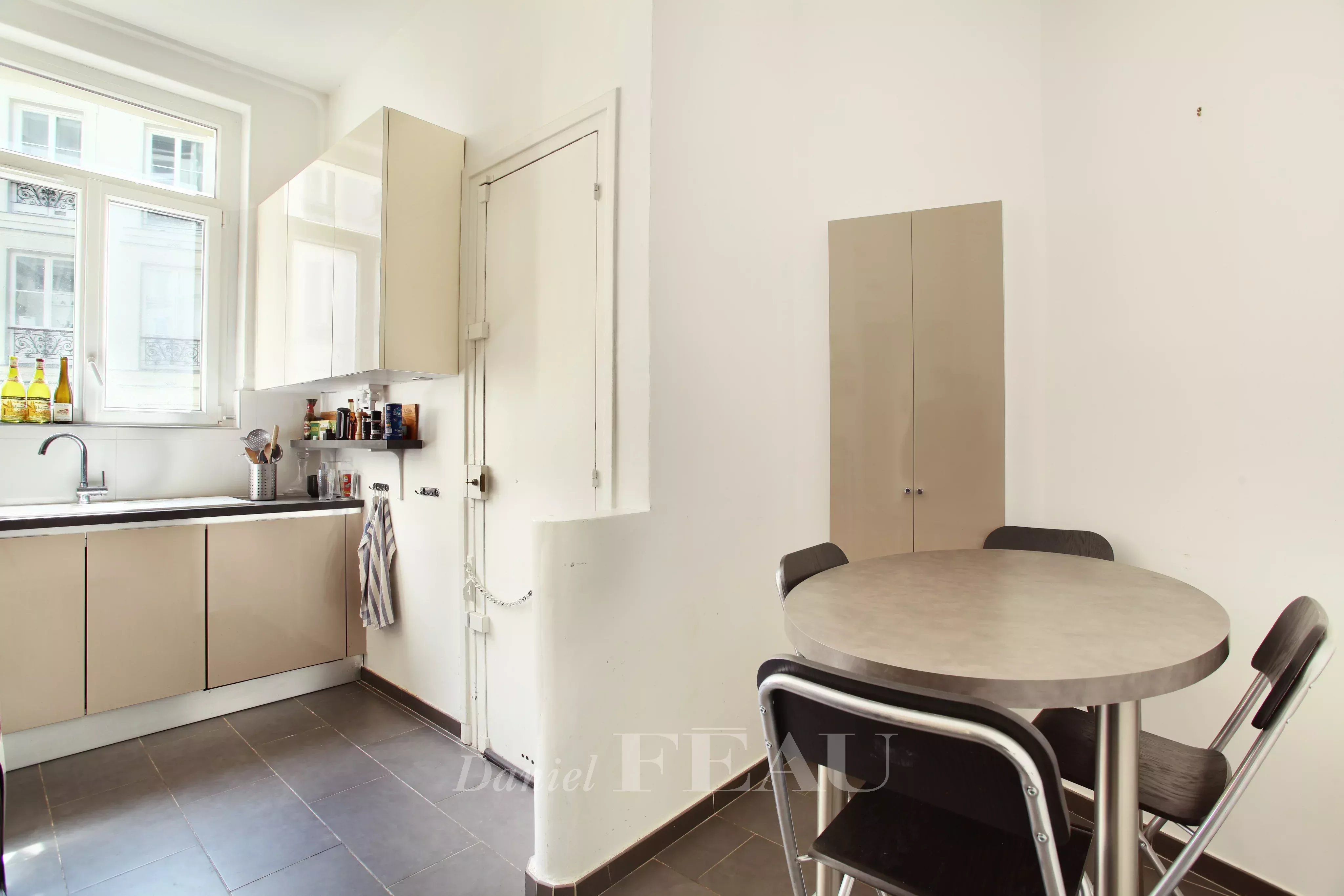 Rental Apartment Paris 11th