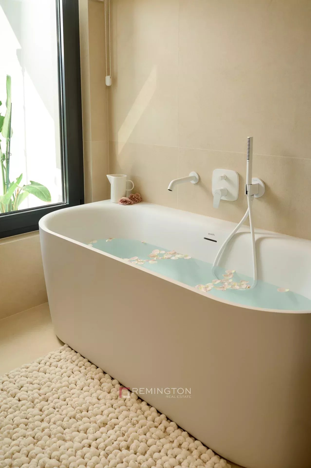 Villa/Townhouse's Image 8