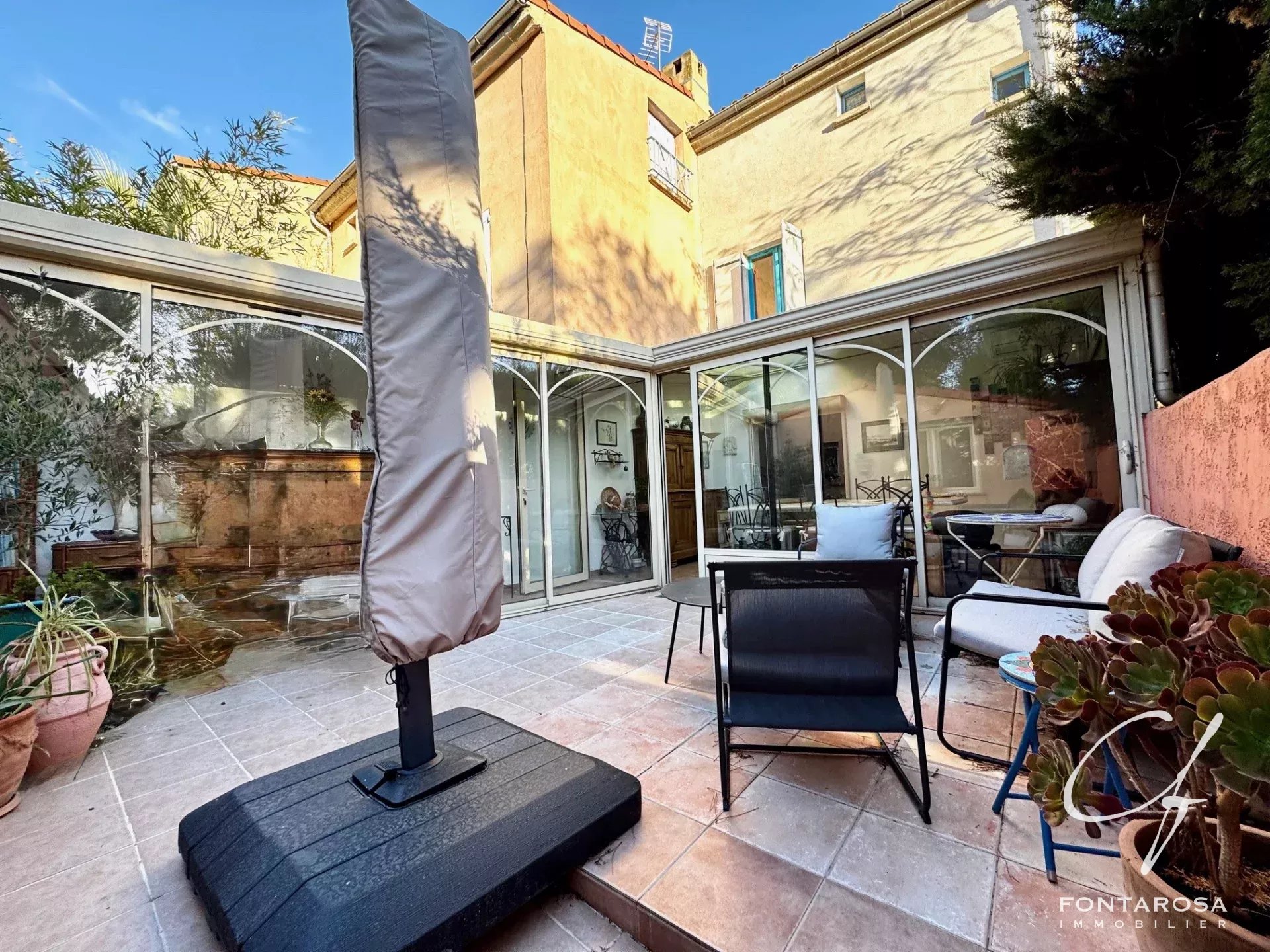 Agence immobilière de 