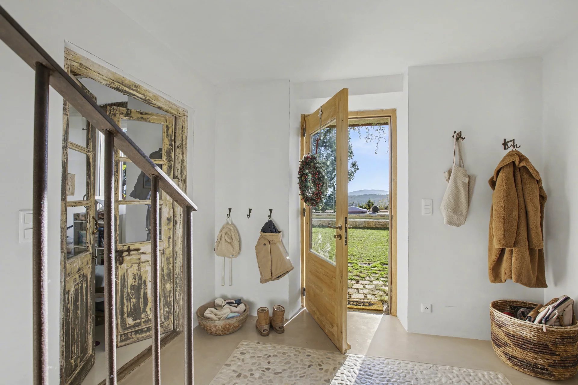 Renovated stone house with views and walking distance to the village - Fayence