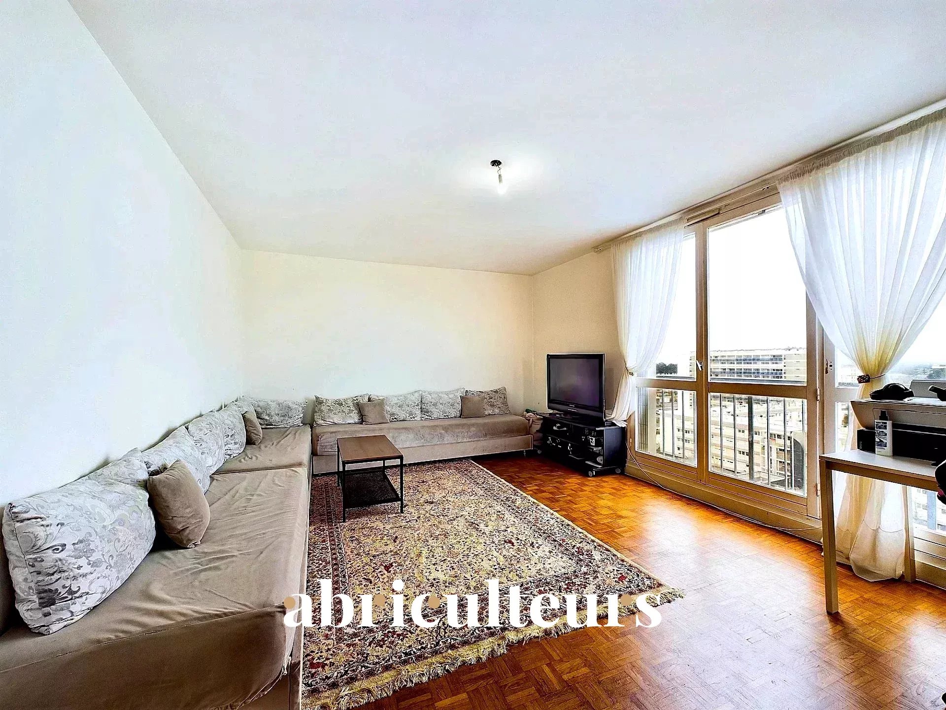 Agence immobilière de LES ABRICULTEURS
