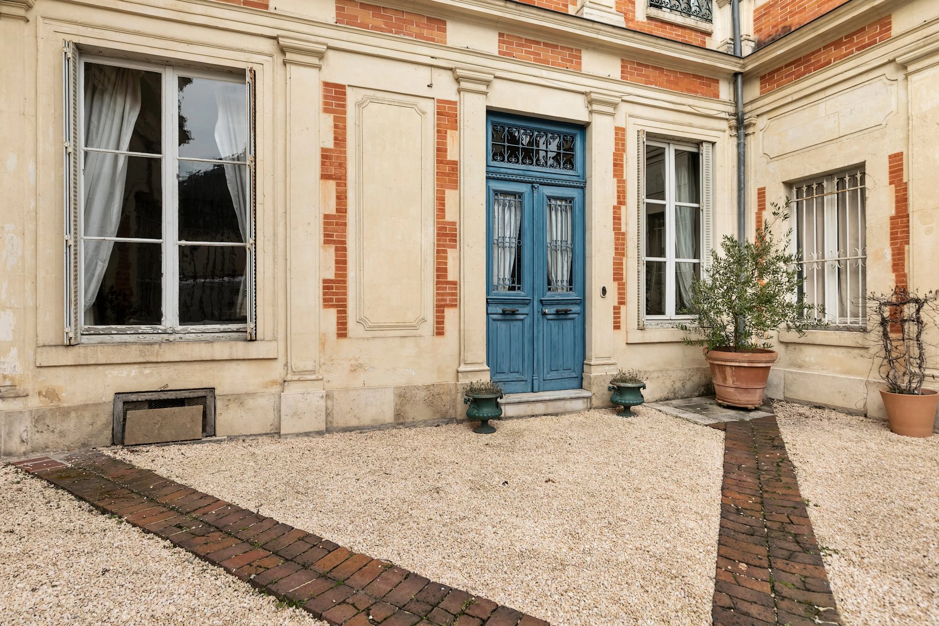 5 Bedroom Villa/Townhouse's Image 11