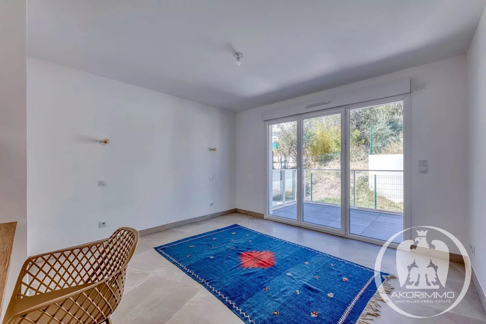 <span class='fw-semibold text-nowrap'>Apartamento</span>  - <span class='text-nowrap'>3 piezas</span>  - <span class='text-nowrap'>125.0 m²</span> - <span class='text-nowrap'> &lt