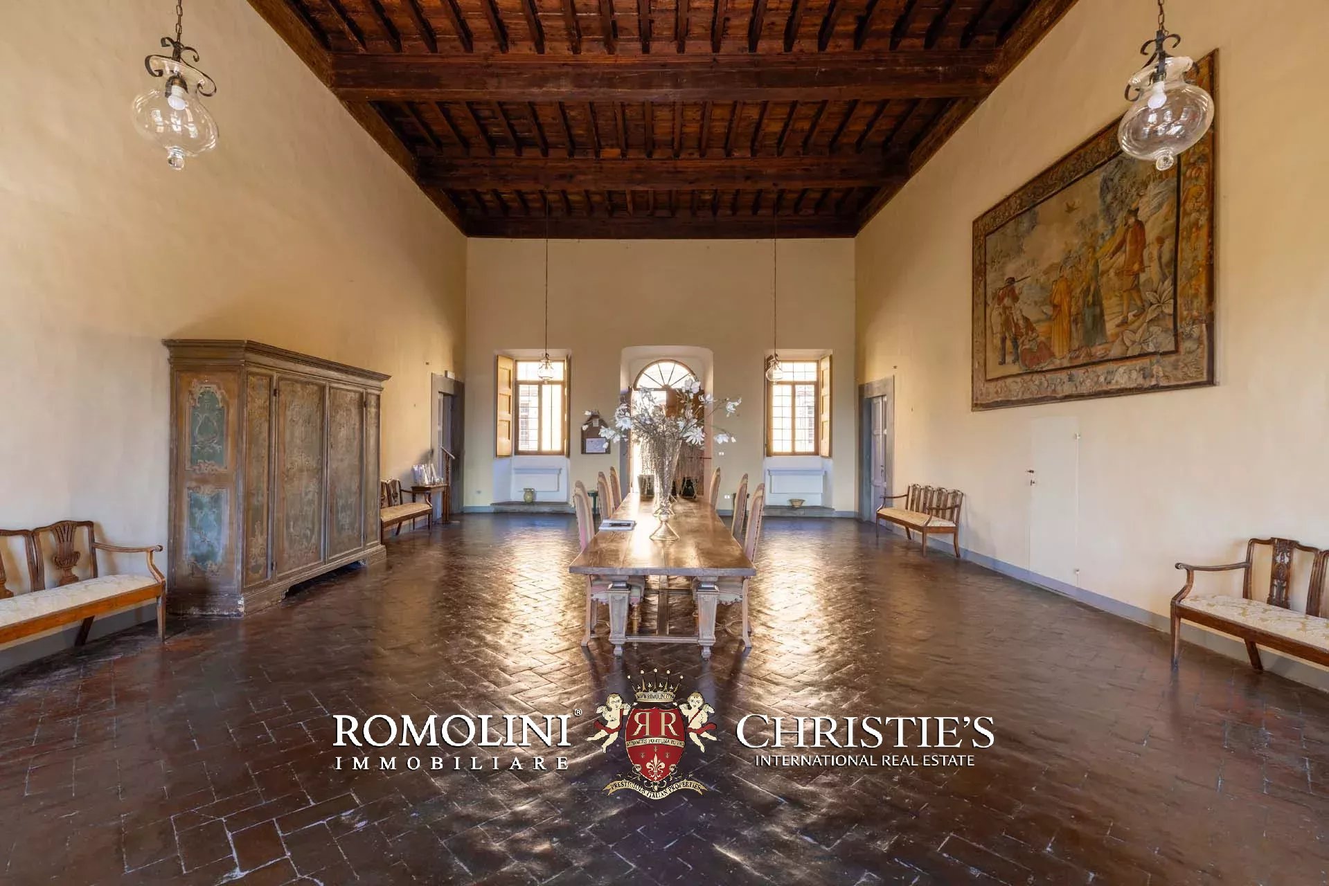 71 Bedroom Chateau's Image 55