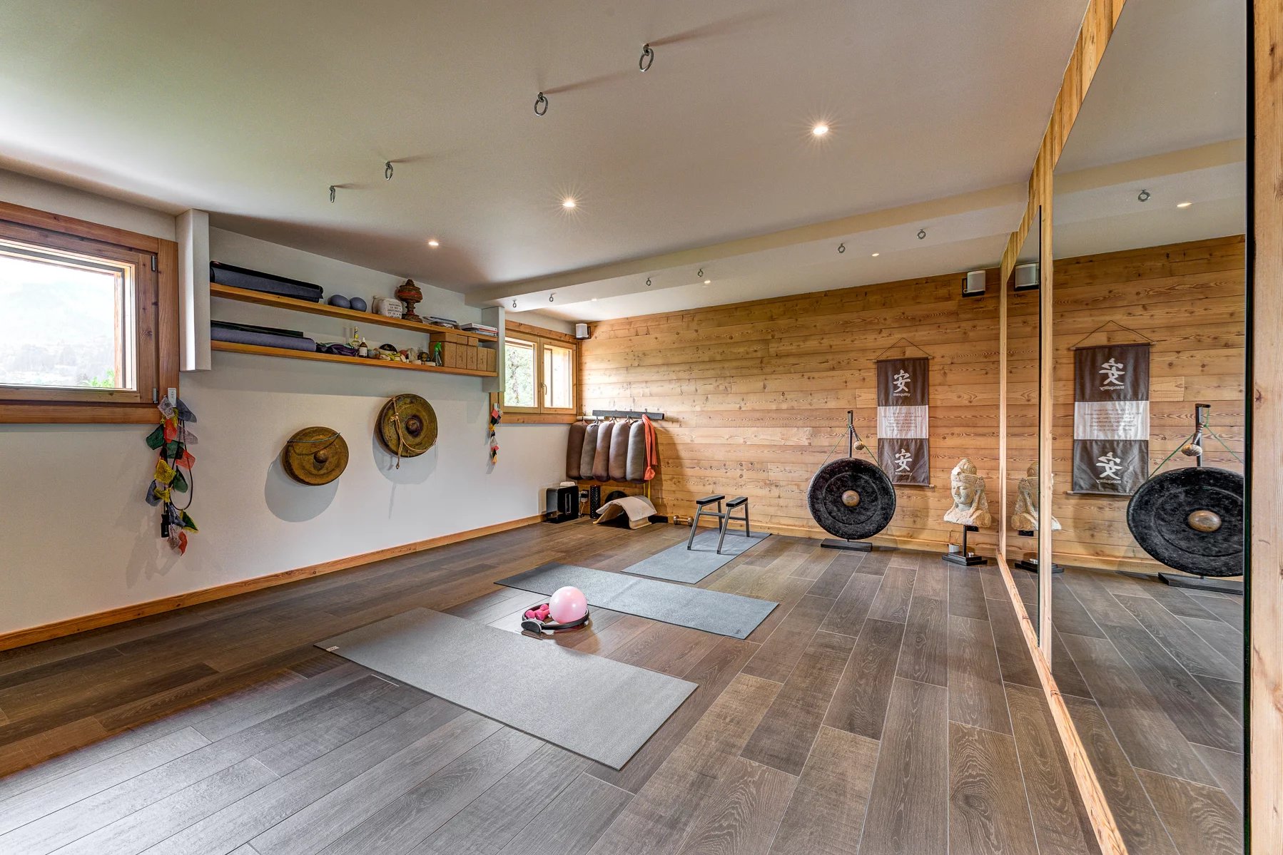 Photo of MONTRIOND - 7 bedroom chalet