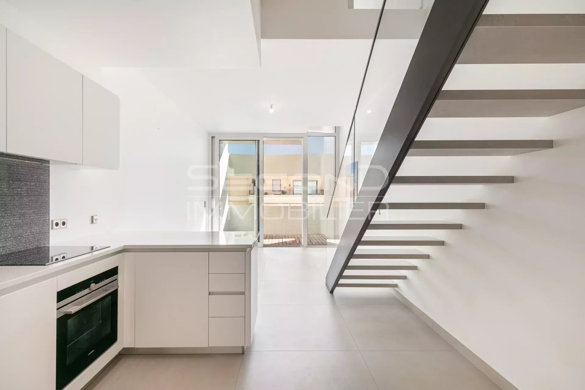 Novità - Co-Esclusività - Vendita appartamento duplex 2 locali Monaco Condamine residenza di lusso