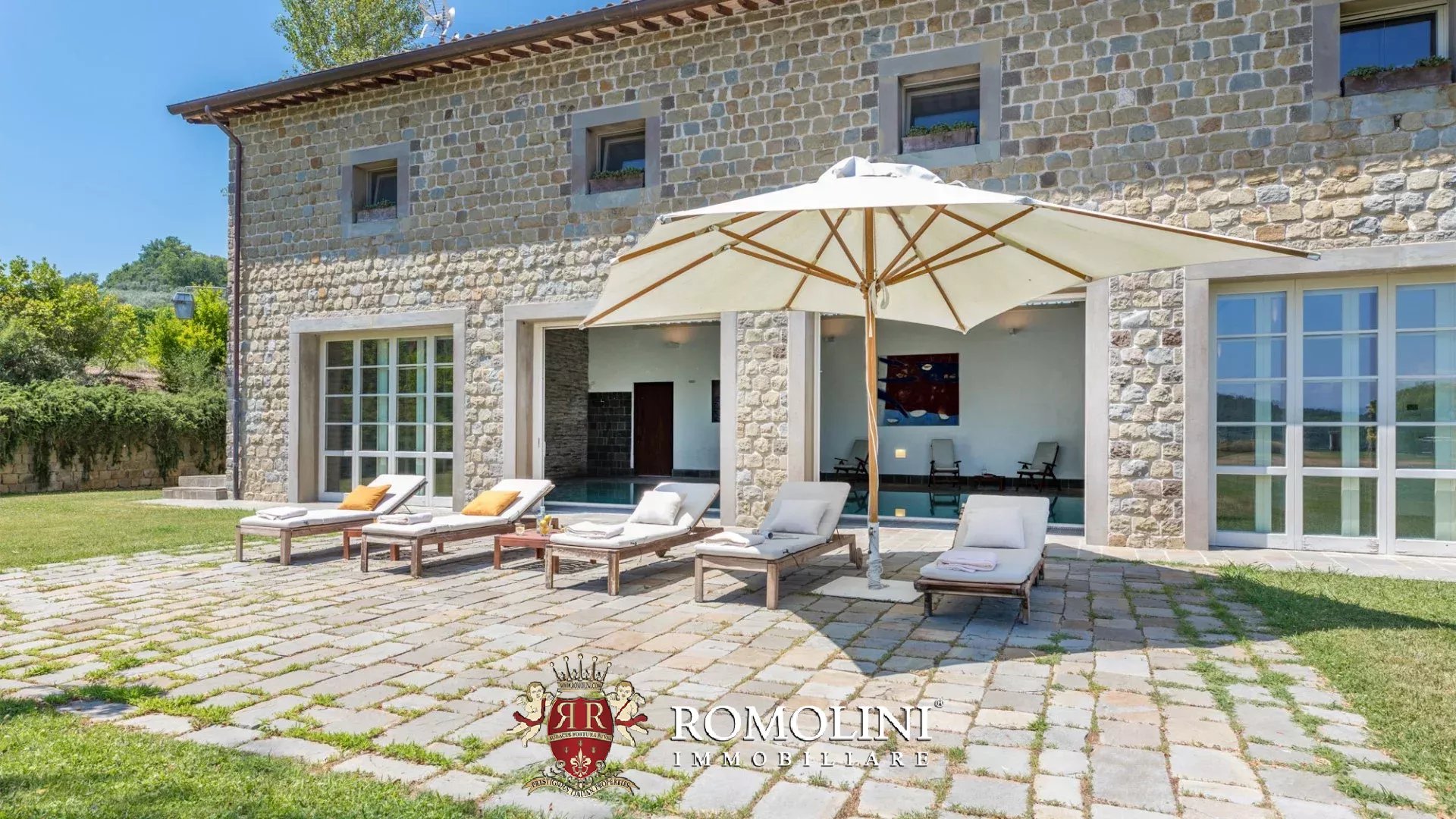 15 Bedroom Villa/Townhouse's Image 63