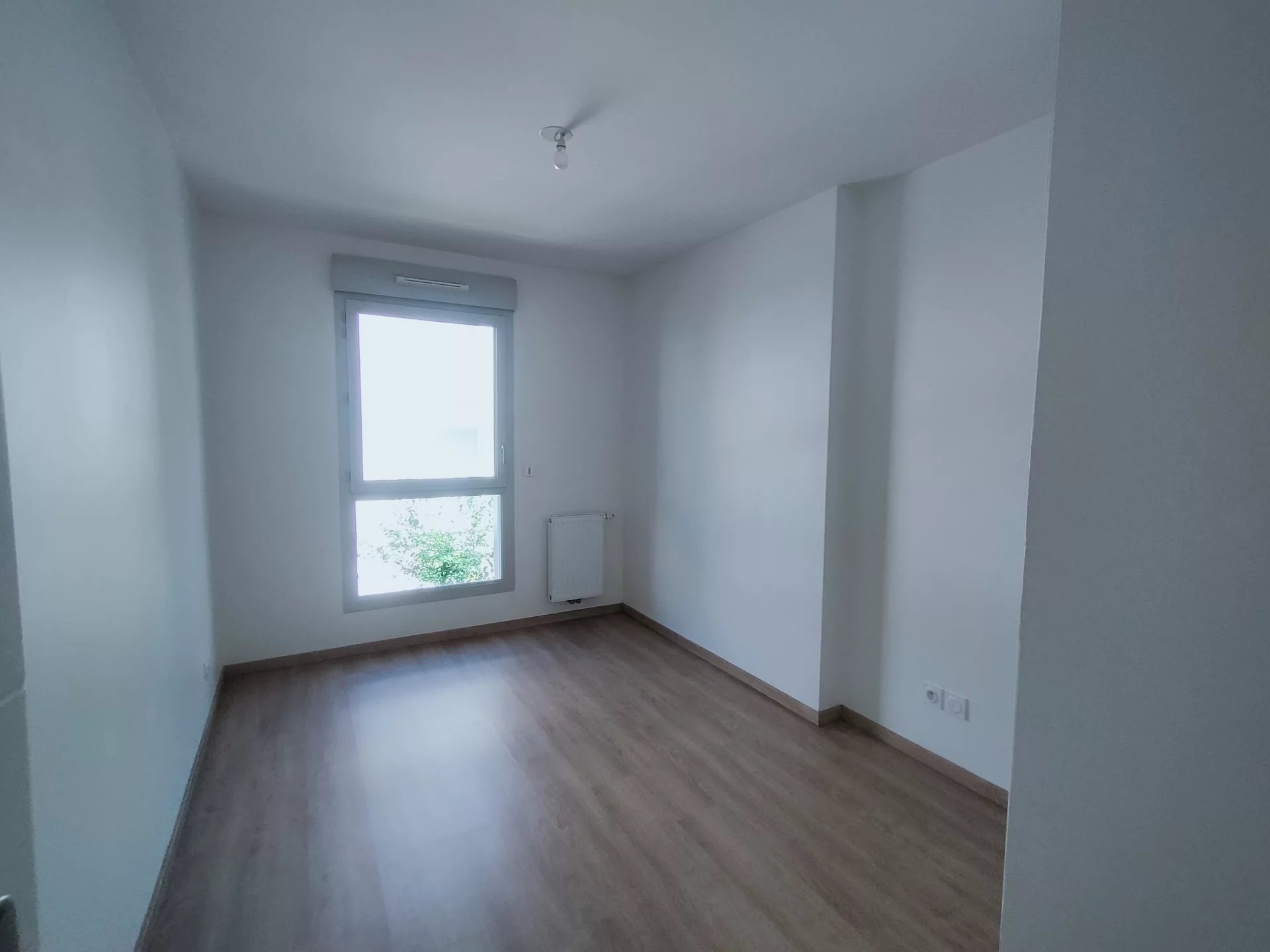 4555438 Location Villeurbanne